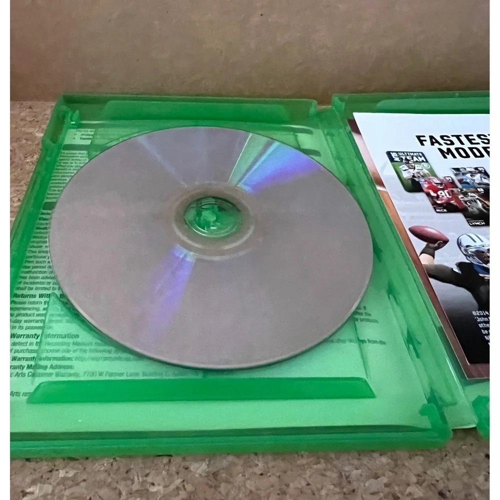 EA Sports Madden NFL 15‎ Xbox One Standard Edition Green Excellent